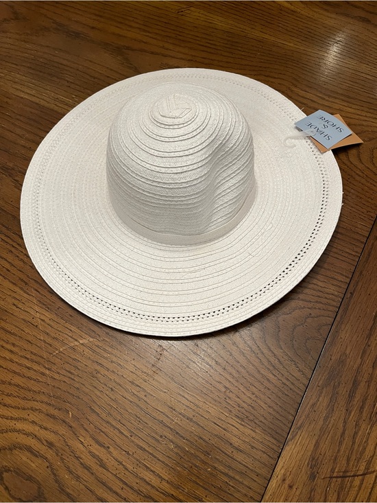 Shade & Shore Accessories - Shade & Shore White Straw Sun Hat, new with tags